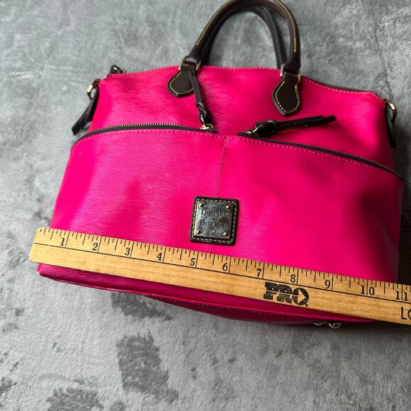Dooney & Bourke Women’s Handbag Hot Pink Dillen Double Pocket no cross strap - Picture 9 of 12